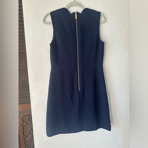 Ted Baker London Navy Scallop Trim V Neck Sheath Dress Sleeveless New - Picture 6 of 9